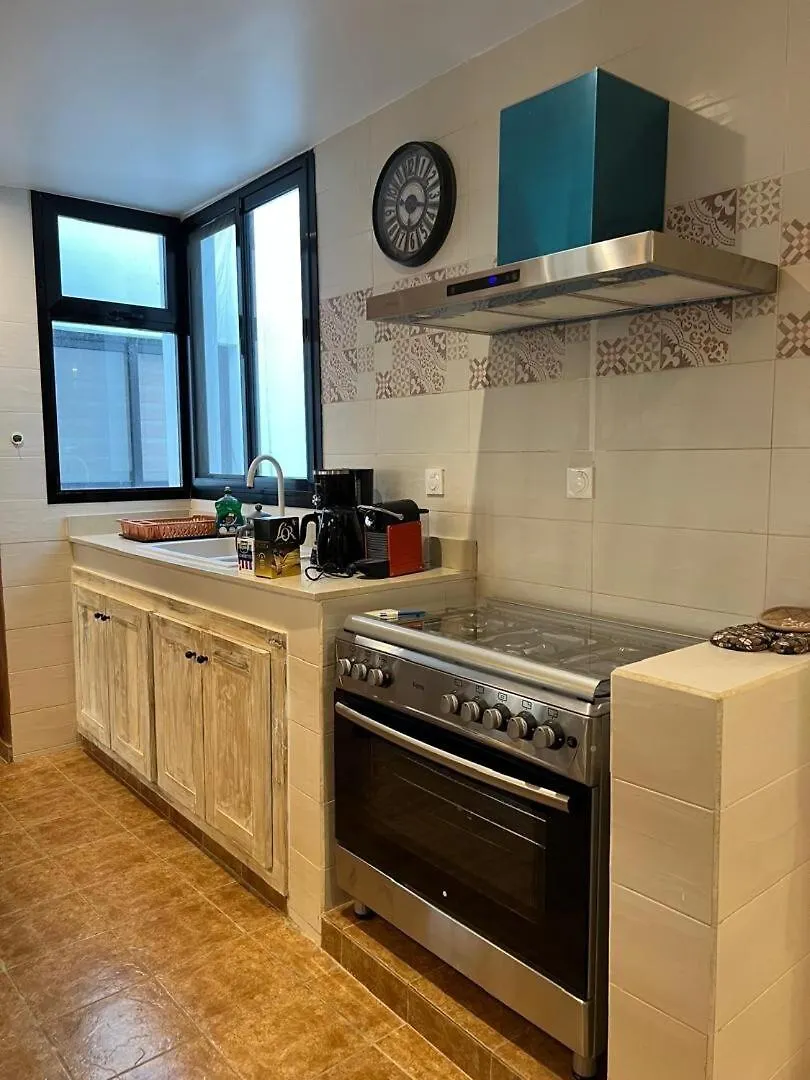 Studio Elegant Pres Des Maristes Dakar Apartment